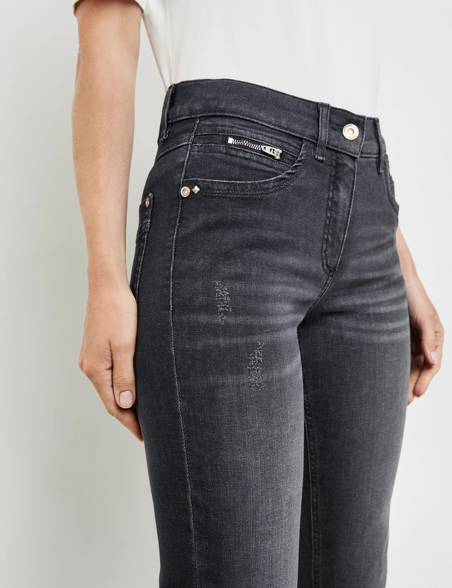 Gerry Weber 7/8 Hose BEST4ME CROPPED Mit Washed-Out Effekt 6 Gerry Weber 7/8 Hose BEST4ME CROPPED Mit Washed-Out Effekt – Bild 4