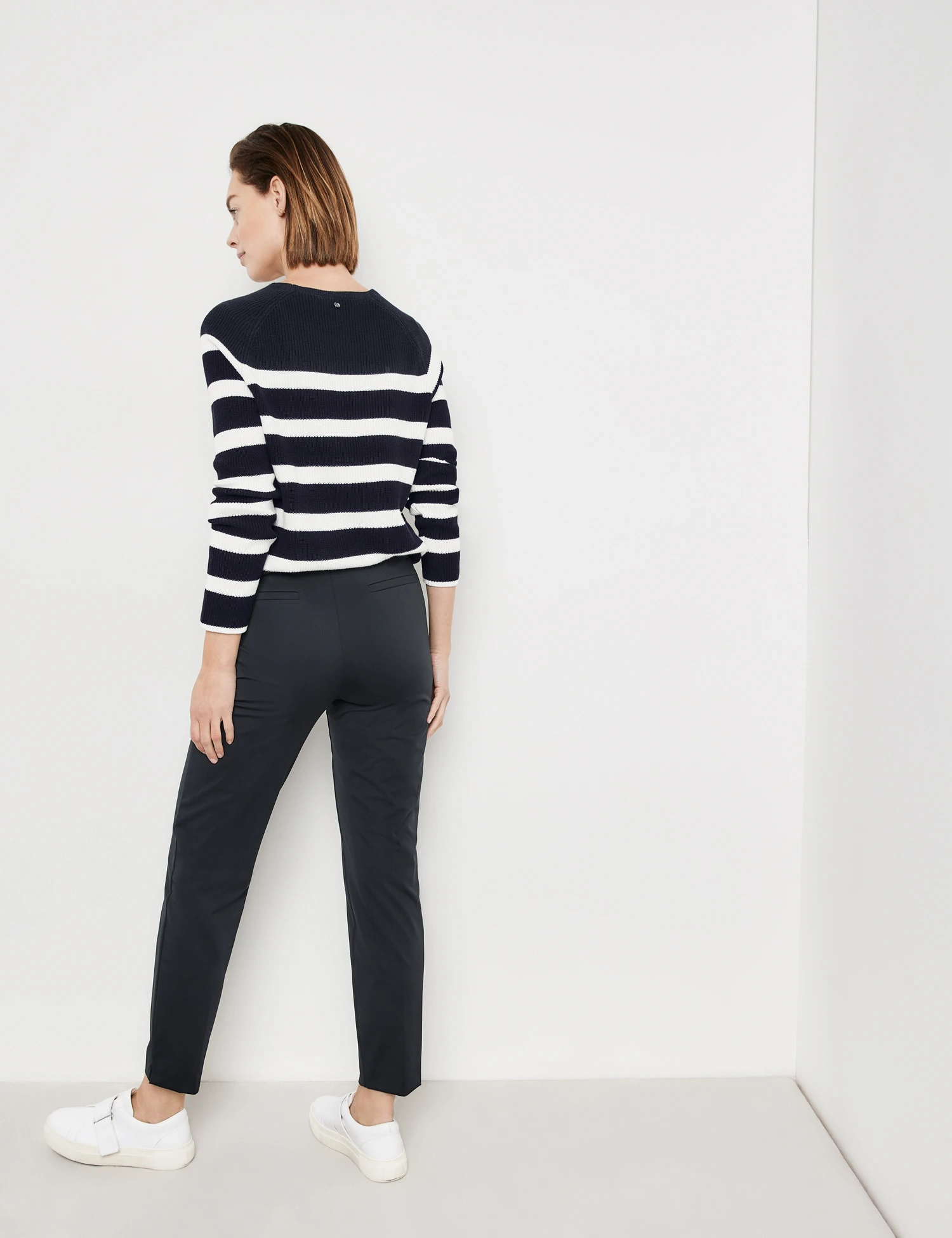 Gerry Weber 7/8 Stretchhose Mit Zippertaschen 8 Gerry Weber 7/8 Stretchhose Mit Zippertaschen – Bild 6