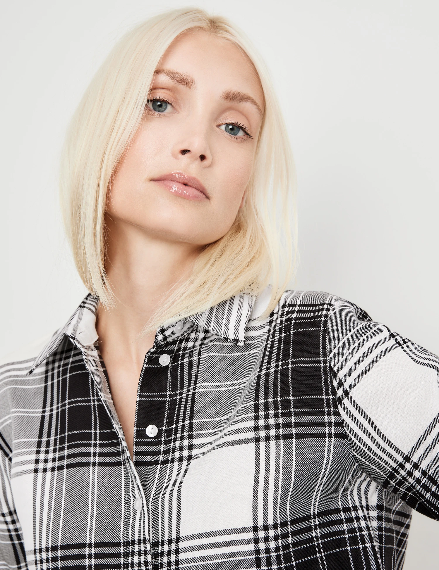 Taifun Baumwollbluse Mit Streifen In Batik-Optik 6 Taifun Baumwollbluse Mit Streifen In Batik-Optik – Bild 4