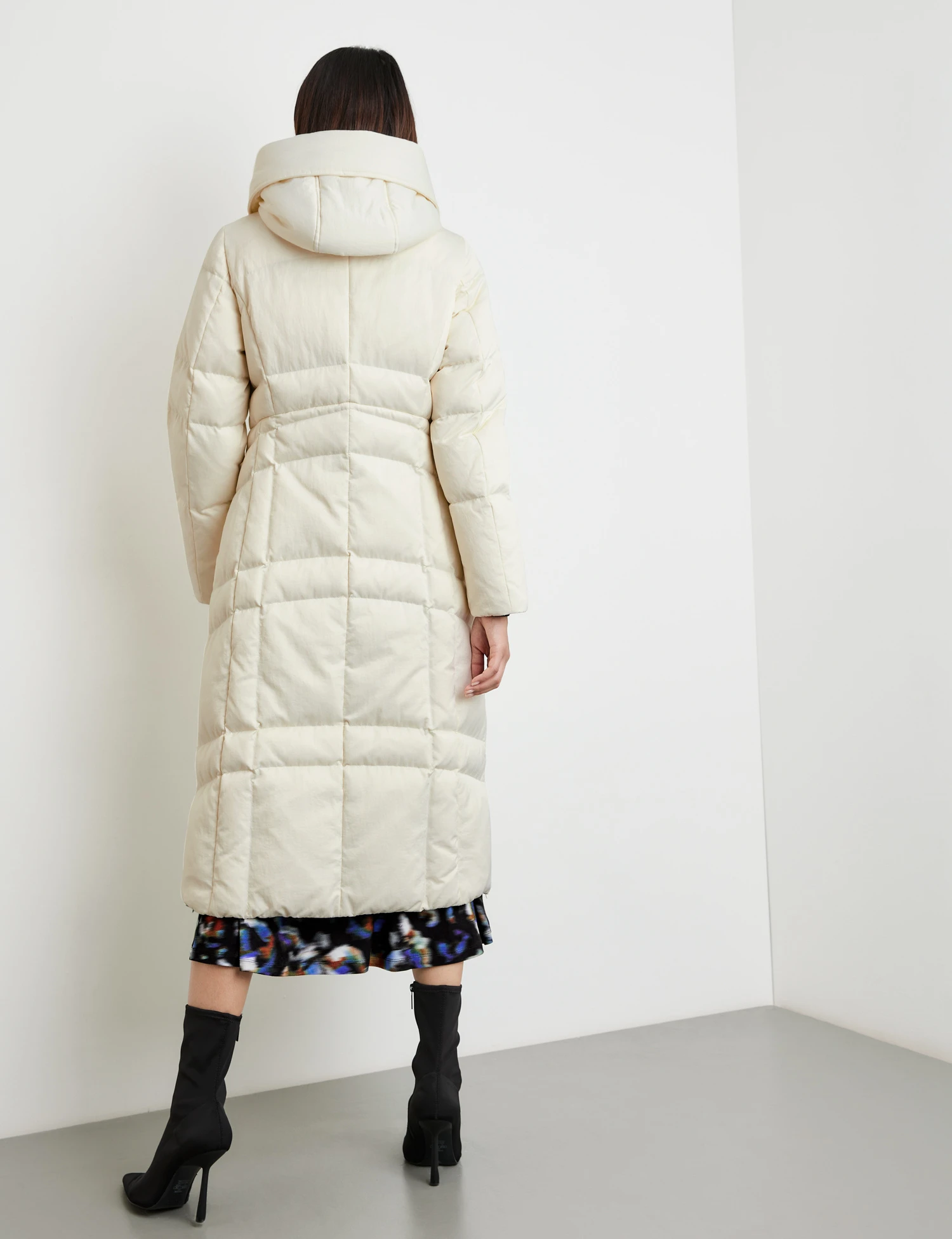 Taifun Daunenmantel Mit Kapuze 8 Taifun Daunenmantel Mit Kapuze – Bild 6