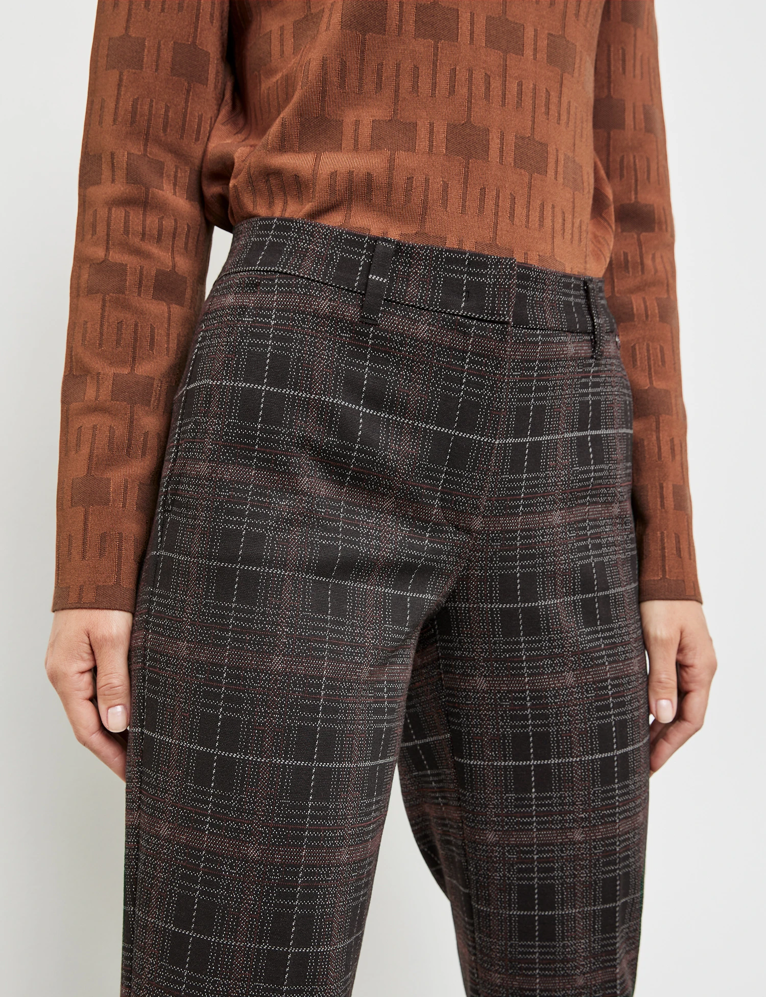 Gerry Weber Fein Karierte 7/8 Hose Citystyle 6 Gerry Weber Fein Karierte 7/8 Hose Citystyle – Bild 4