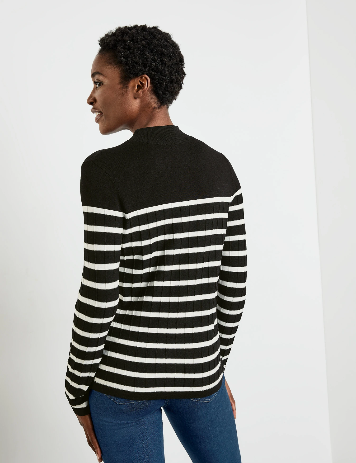 Gerry Weber Feinstrickpullover Mit Längsbiesen 8 Gerry Weber Feinstrickpullover Mit Längsbiesen – Bild 6