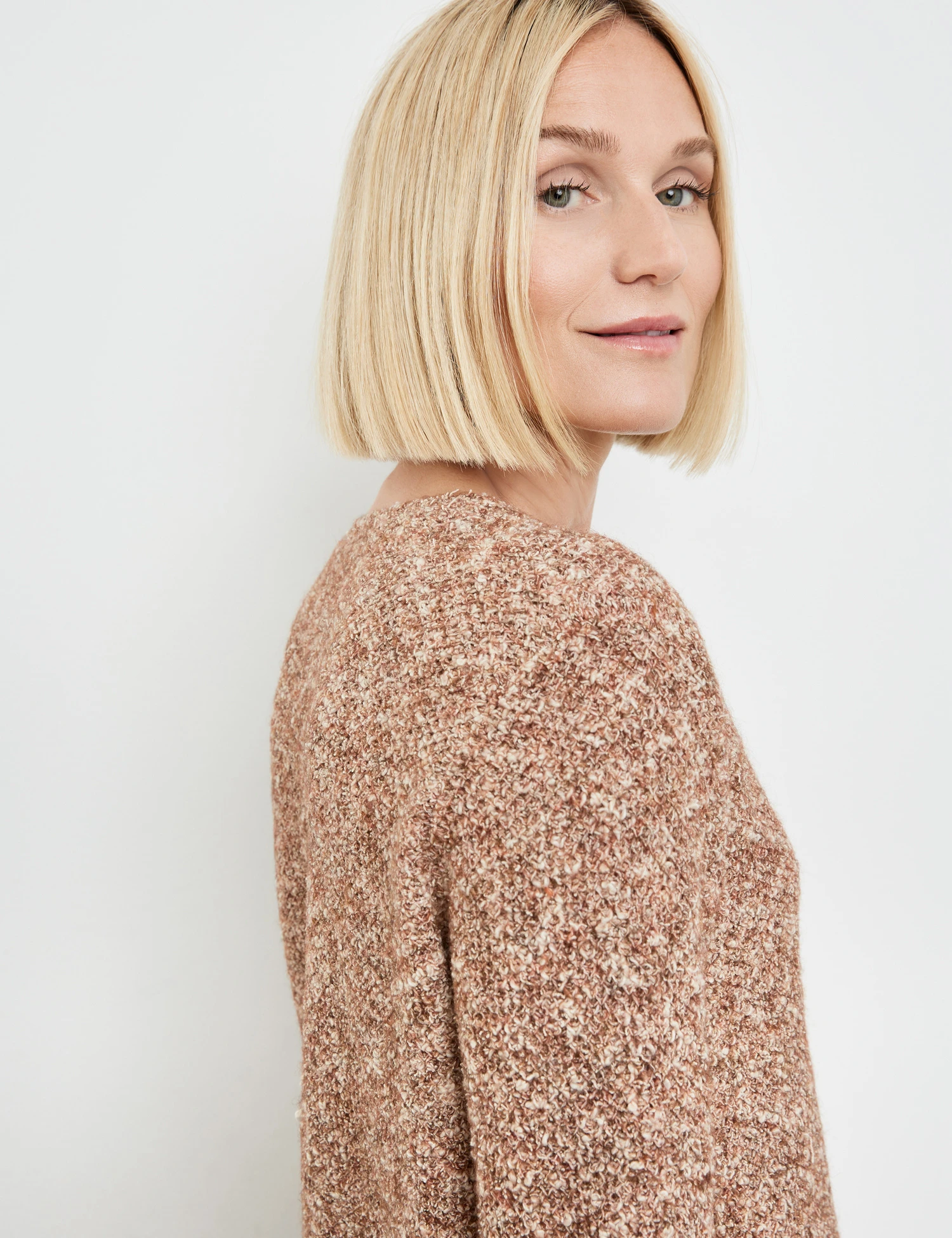 Gerry Weber Flauschiger Pullover In Bouclé-Optik 6 Gerry Weber Flauschiger Pullover In Bouclé-Optik – Bild 4