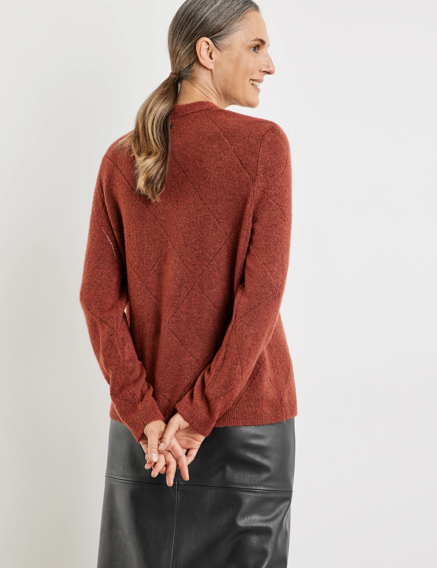 Gerry Weber Flauschiger Pullover Mit Ajour-Details 8 Gerry Weber Flauschiger Pullover Mit Ajour-Details – Bild 6