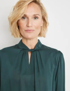 Gerry Weber Fließende Bluse Mit Dekorativem Ausschnitt -Gerry Weber Verkäufe fliessende bluse mit dekorativem ausschnitt 100