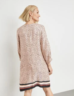 Gerry Weber Fließendes Kleid Mit Ballonärmeln -Gerry Weber Verkäufe fliessendes kleid mit ballonaermeln 104