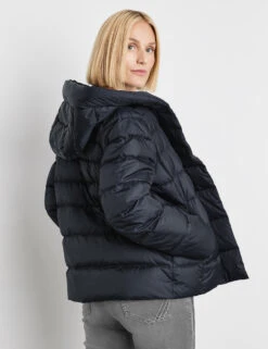 Gerry Weber Gefütterte Outdoorjacke -Gerry Weber Verkäufe gefuetterte outdoorjacke 104