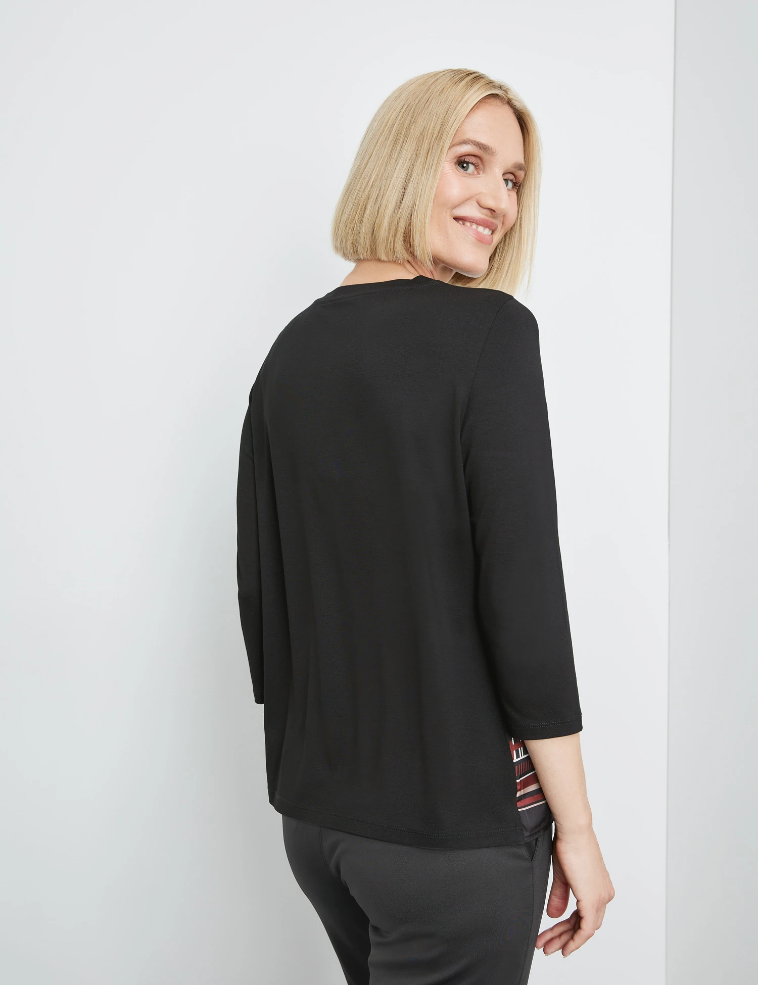 Gerry Weber Gemustertes 3/4 Arm Shirt Mit Material-Patch 8 Gerry Weber Gemustertes 3/4 Arm Shirt Mit Material-Patch – Bild 6