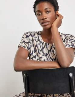 Gerry Weber Gemustertes Blusenshirt Mit Gerafftem Saum 13 Gerry Weber Gemustertes Blusenshirt Mit Gerafftem Saum -Gerry Weber Verkäufe gemustertes blusenshirt mit gerafftem saum 102