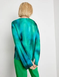 Gerry Weber Gemustertes Blusenshirt Mit Geschlitzten Ärmeln -Gerry Weber Verkäufe gemustertes blusenshirt mit geschlitzten aermeln 104