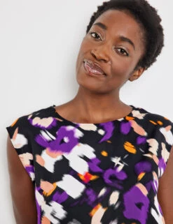 Gerry Weber Gemustertes Blusenshirt Mit Kleinem Schlitz Am Rücken 12 Gerry Weber Gemustertes Blusenshirt Mit Kleinem Schlitz Am Rücken -Gerry Weber Verkäufe gemustertes blusenshirt mit kleinem schlitz am ruecken 100