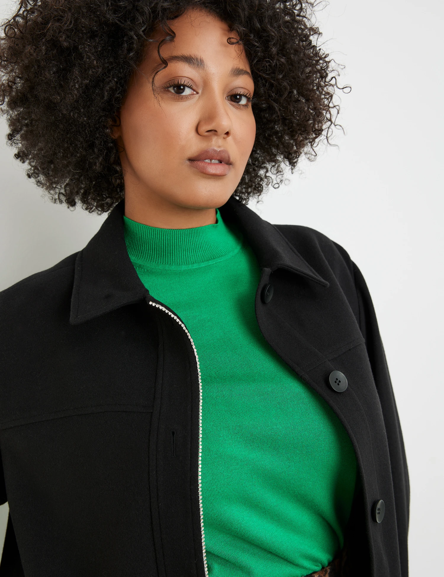 Hemdjacke Mit Schmuckleiste 6 Hemdjacke Mit Schmuckleiste – Bild 4