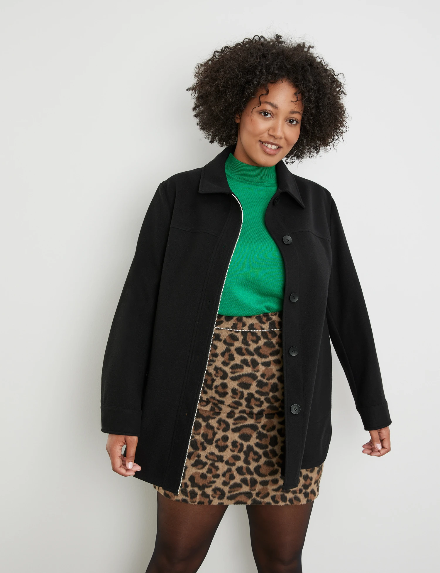 Hemdjacke Mit Schmuckleiste 3 Hemdjacke Mit Schmuckleiste