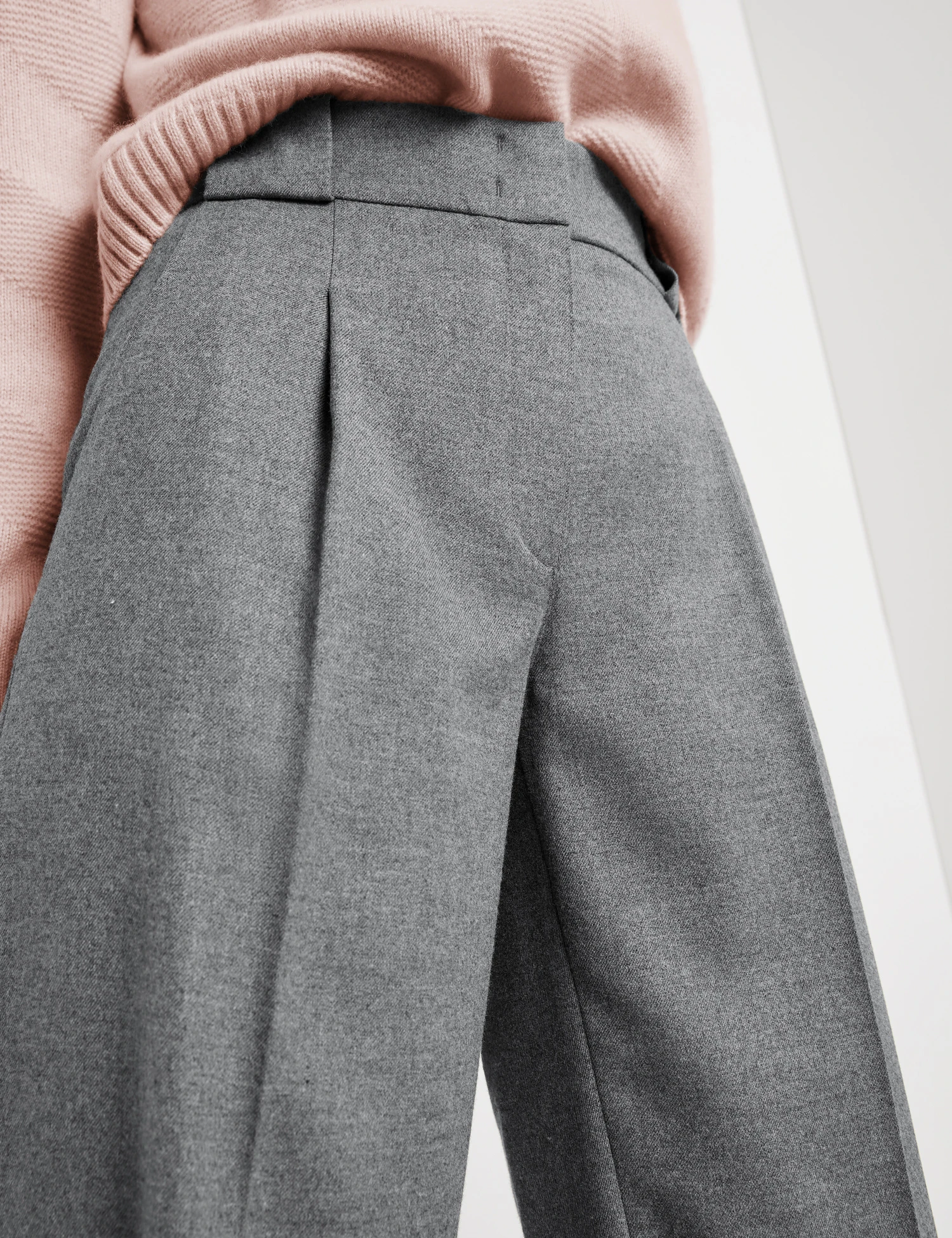 Gerry Weber Hose Wide Leg Mit Aufspringender Falte 6 Gerry Weber Hose Wide Leg Mit Aufspringender Falte – Bild 4