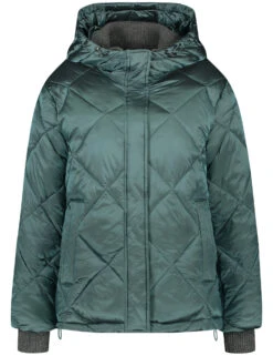 Gerry Weber Kastige Outdoorjacke Mit Rautenstepp Und Stehkragen Aus Rippstrick