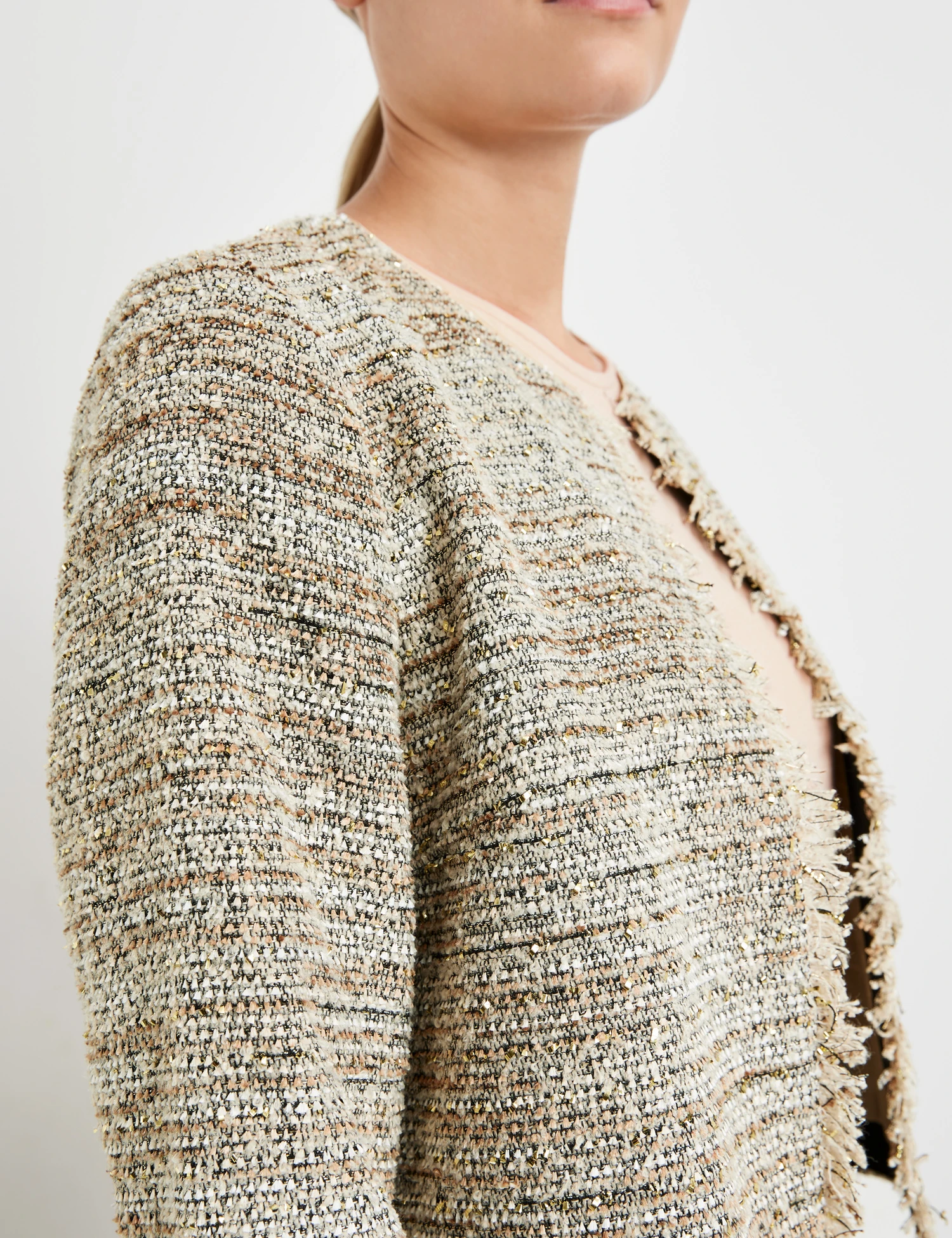 Taifun Kurze Blazerjacke Mit Glanz-Details 6 Taifun Kurze Blazerjacke Mit Glanz-Details – Bild 4