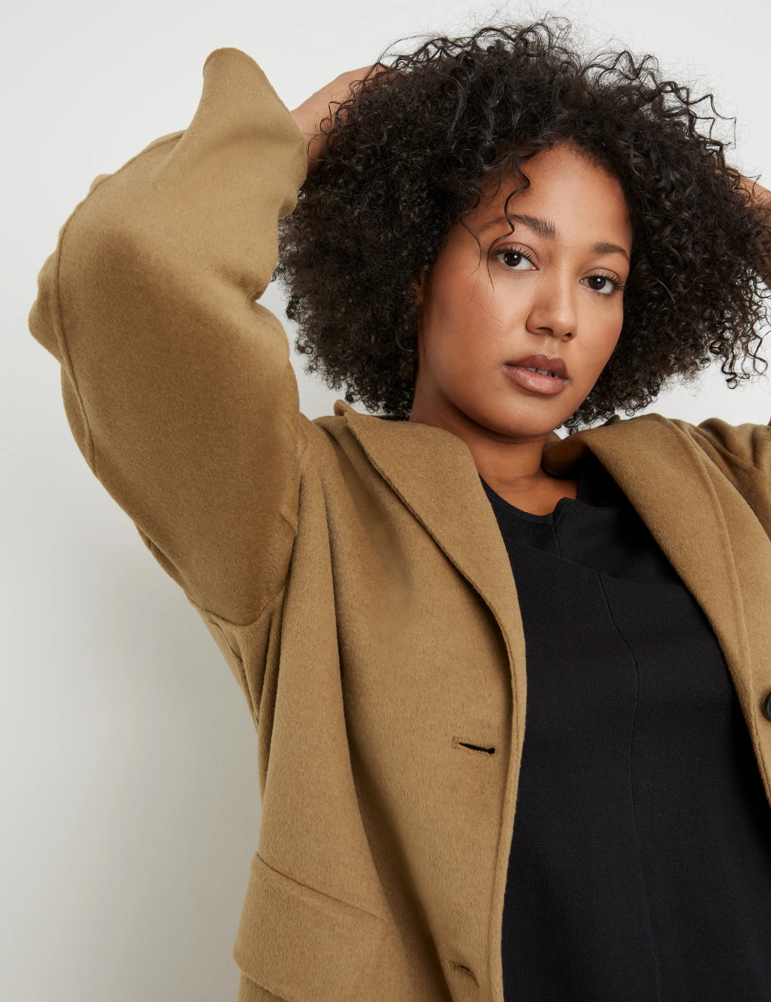 Kurzmantel Aus Woll-Flausch 6 Kurzmantel Aus Woll-Flausch – Bild 4