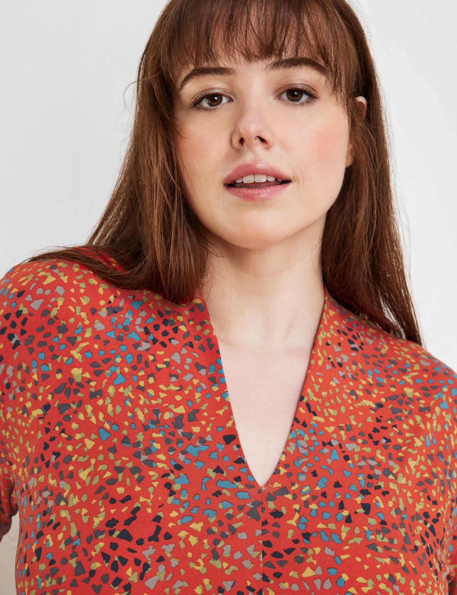 Langarmshirt Mit V-Ausschnitt 6 Langarmshirt Mit V-Ausschnitt – Bild 4