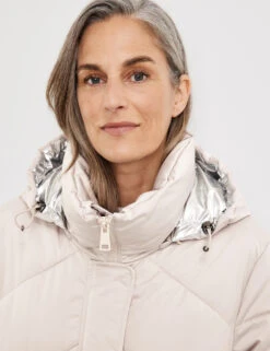 Gerry Weber Langer Steppmantel Mit Geknöpften Seitenschlitzen 12 Gerry Weber Langer Steppmantel Mit Geknöpften Seitenschlitzen -Gerry Weber Verkäufe langer steppmantel mit geknoepften seitenschlitzen 100