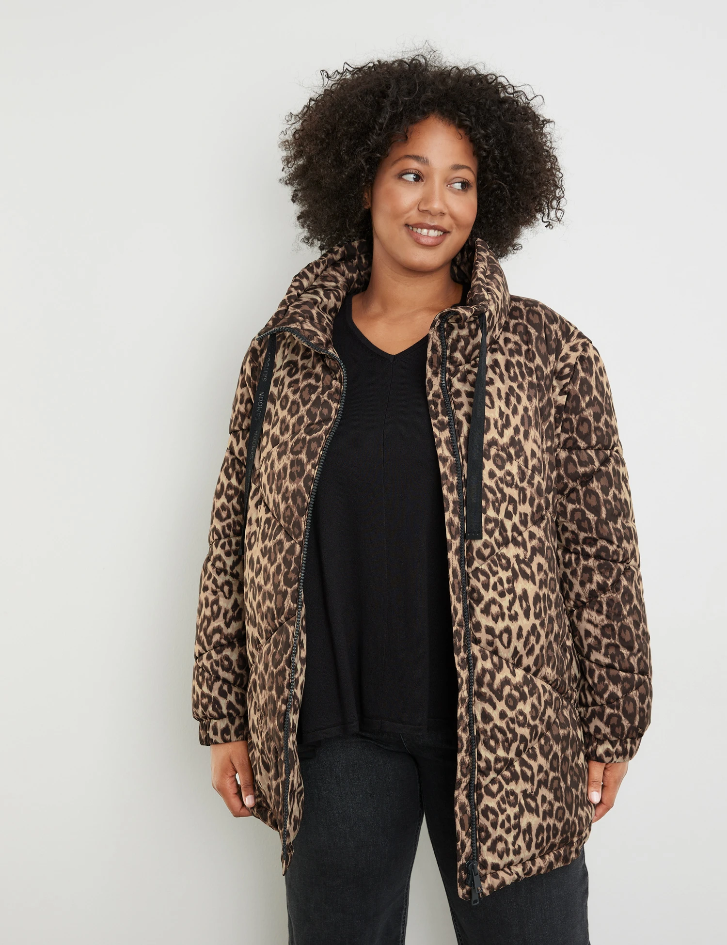 Leo-Steppjacke Mit Abnehmbaren Ärmeln 3 Leo-Steppjacke Mit Abnehmbaren Ärmeln