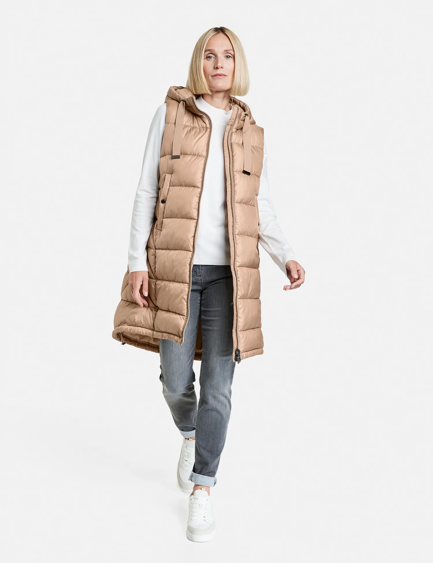 Gerry Weber Longweste Mit Daunenfeeling Und Tunnelband 8 Gerry Weber Longweste Mit Daunenfeeling Und Tunnelband – Bild 6