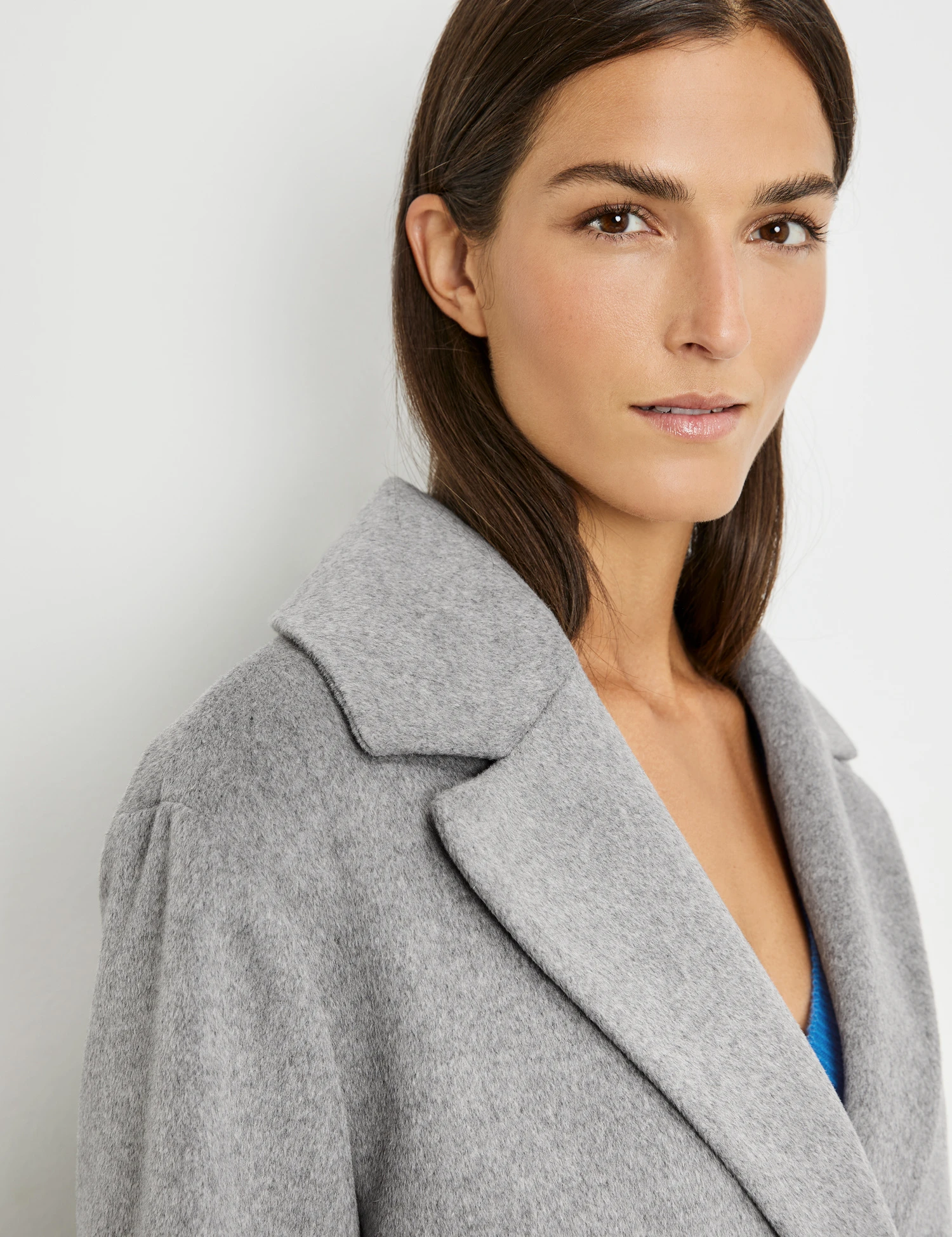 Gerry Weber Mantel Mit Leichtem Oversize-Schnitt Und Wollanteil 6 Gerry Weber Mantel Mit Leichtem Oversize-Schnitt Und Wollanteil – Bild 4