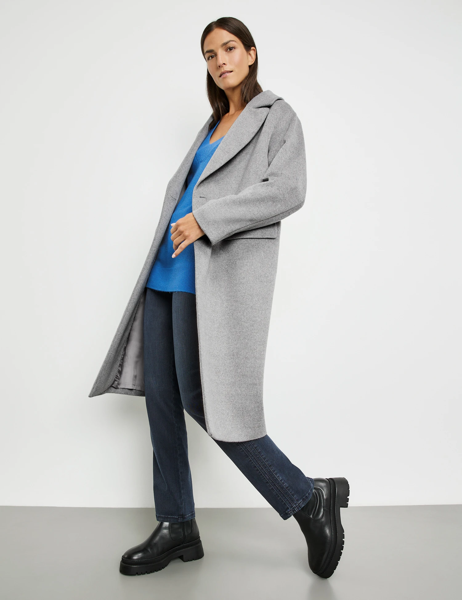 Gerry Weber Mantel Mit Leichtem Oversize-Schnitt Und Wollanteil 7 Gerry Weber Mantel Mit Leichtem Oversize-Schnitt Und Wollanteil – Bild 5