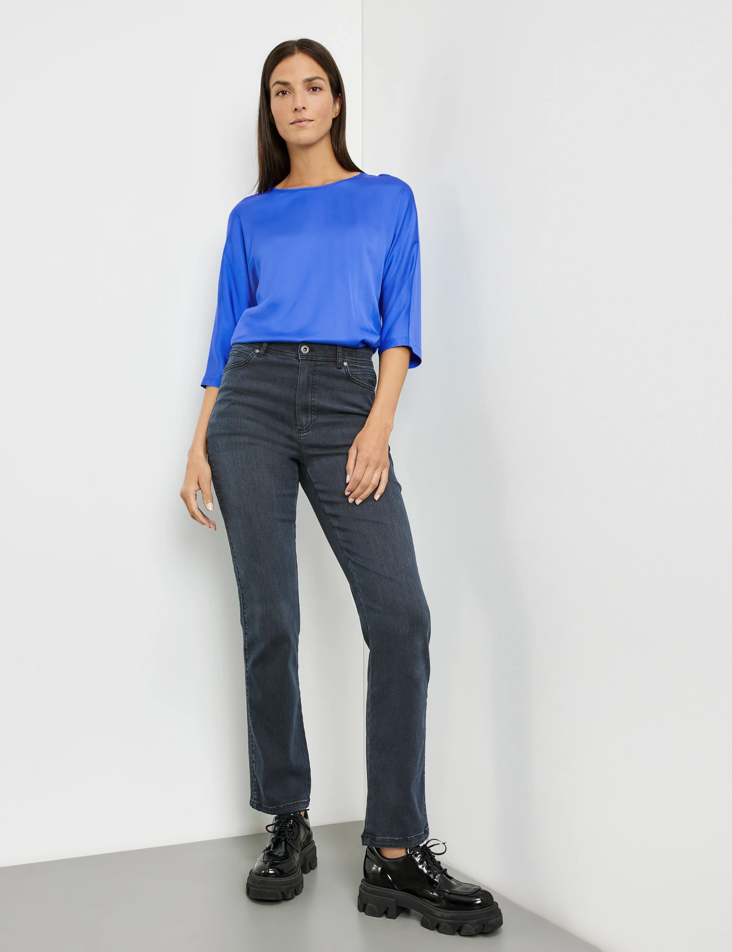 Gerry Weber Modische Jeans Mit Seitlichen Längsbiesen 3 Gerry Weber Modische Jeans Mit Seitlichen Längsbiesen