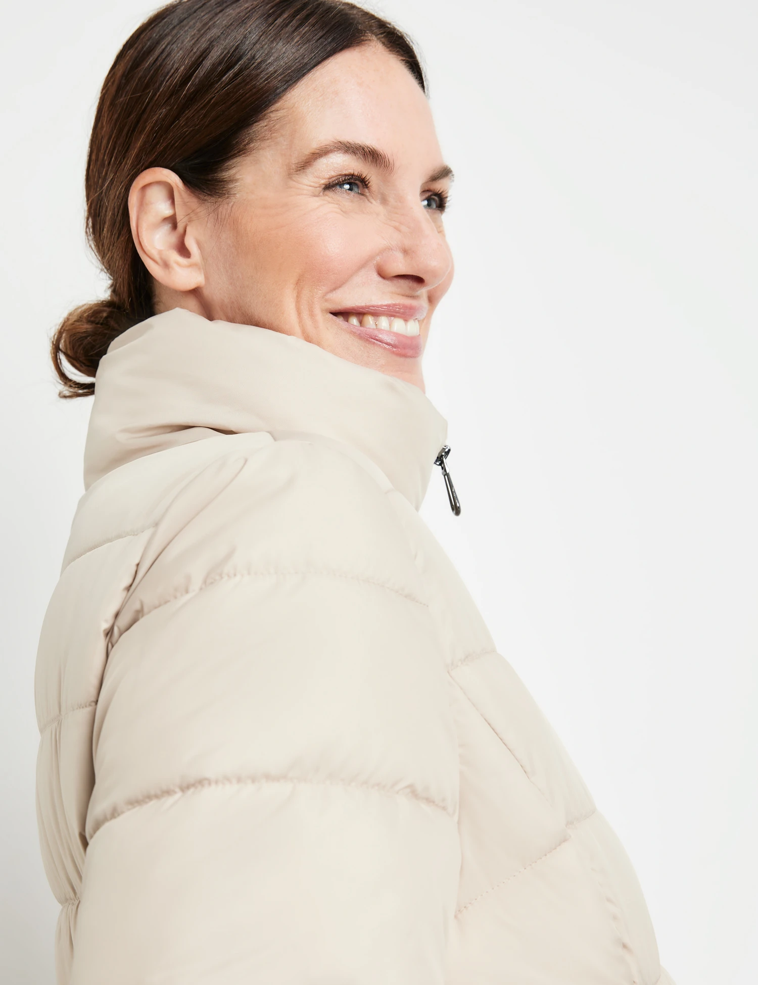 Gerry Weber Modische Steppjacke Mit Dauneninlet 6 Gerry Weber Modische Steppjacke Mit Dauneninlet – Bild 4