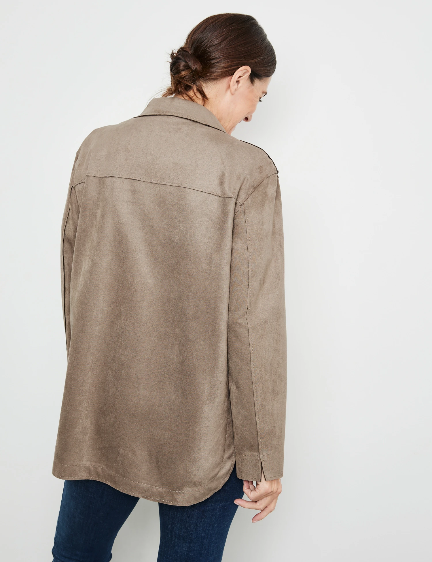 Gerry Weber Overshirt In Verloursleder-Optik 7 Gerry Weber Overshirt In Verloursleder-Optik – Bild 5