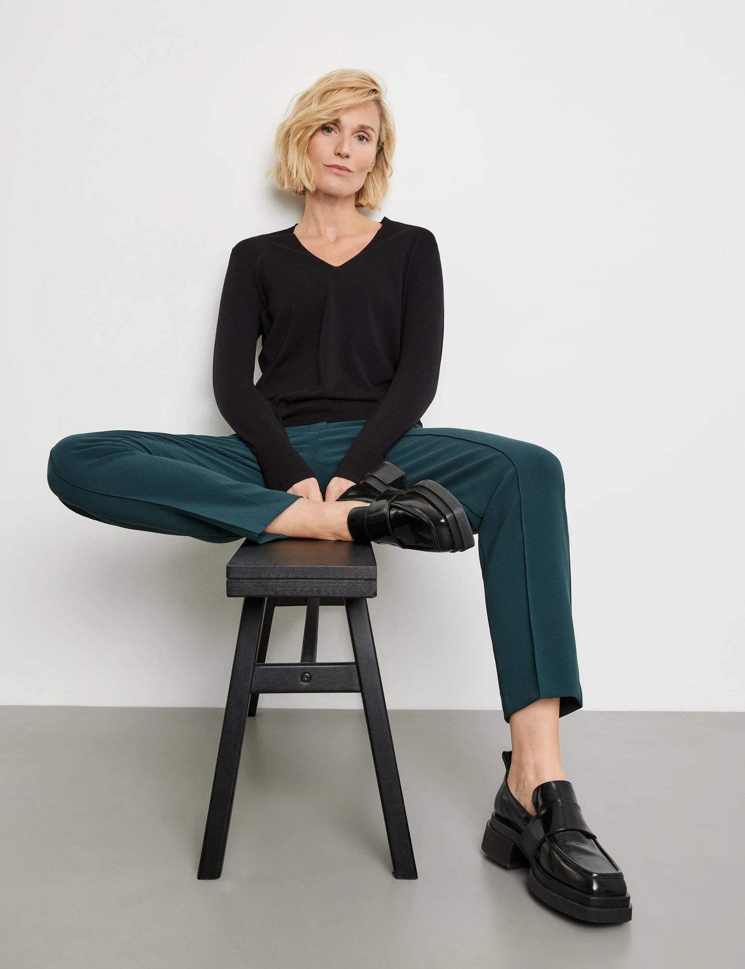 Gerry Weber Pullover Aus Feinstrick Mit V-Ausschnitt 7 Gerry Weber Pullover Aus Feinstrick Mit V-Ausschnitt – Bild 5