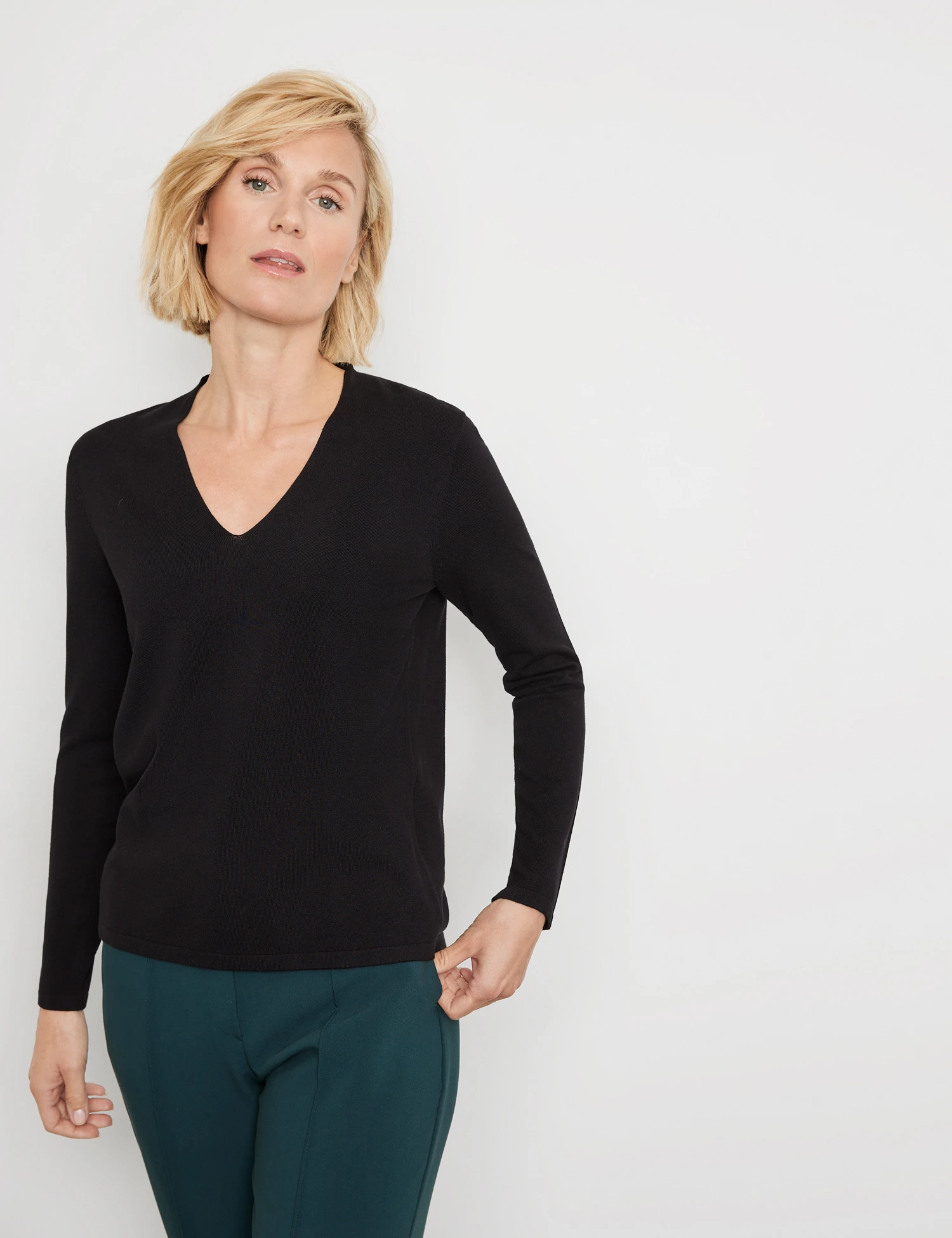 Gerry Weber Pullover Aus Feinstrick Mit V-Ausschnitt 3 Gerry Weber Pullover Aus Feinstrick Mit V-Ausschnitt