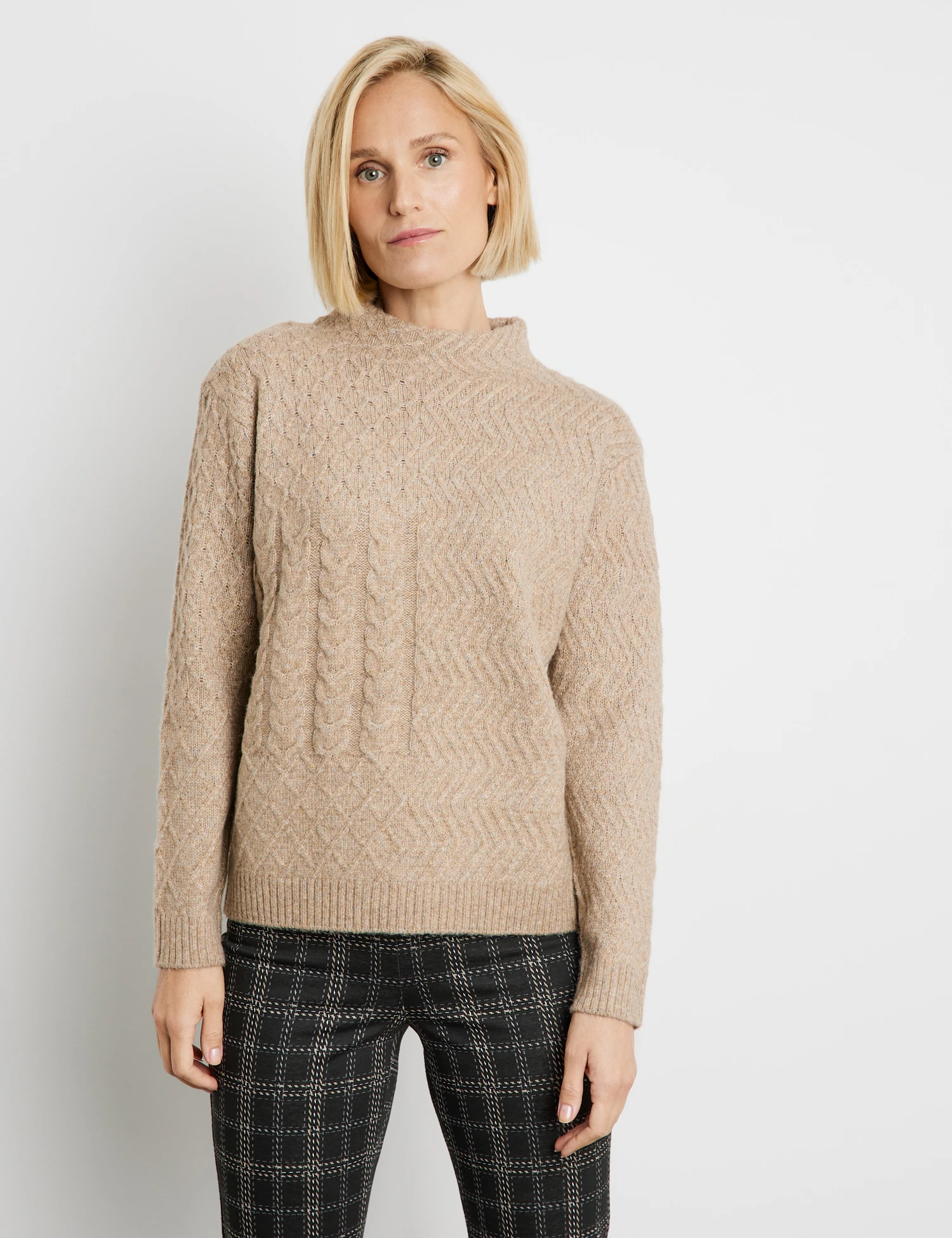 Gerry Weber Pullover Mit Turtleneck Und Strick-Muster 3 Gerry Weber Pullover Mit Turtleneck Und Strick-Muster