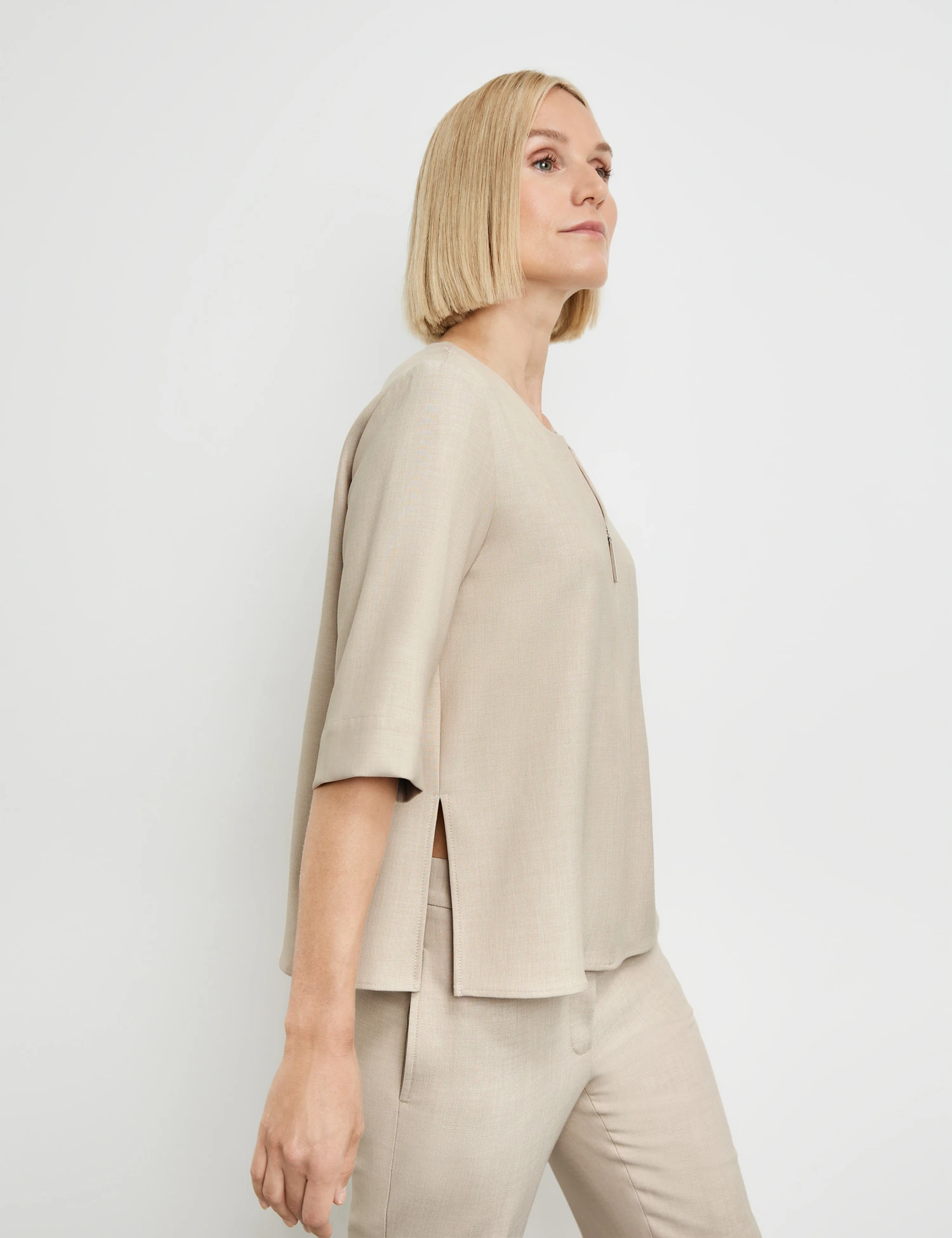 Gerry Weber Schlichtes Blusenshirt Mit Frontzipper 7 Gerry Weber Schlichtes Blusenshirt Mit Frontzipper – Bild 5