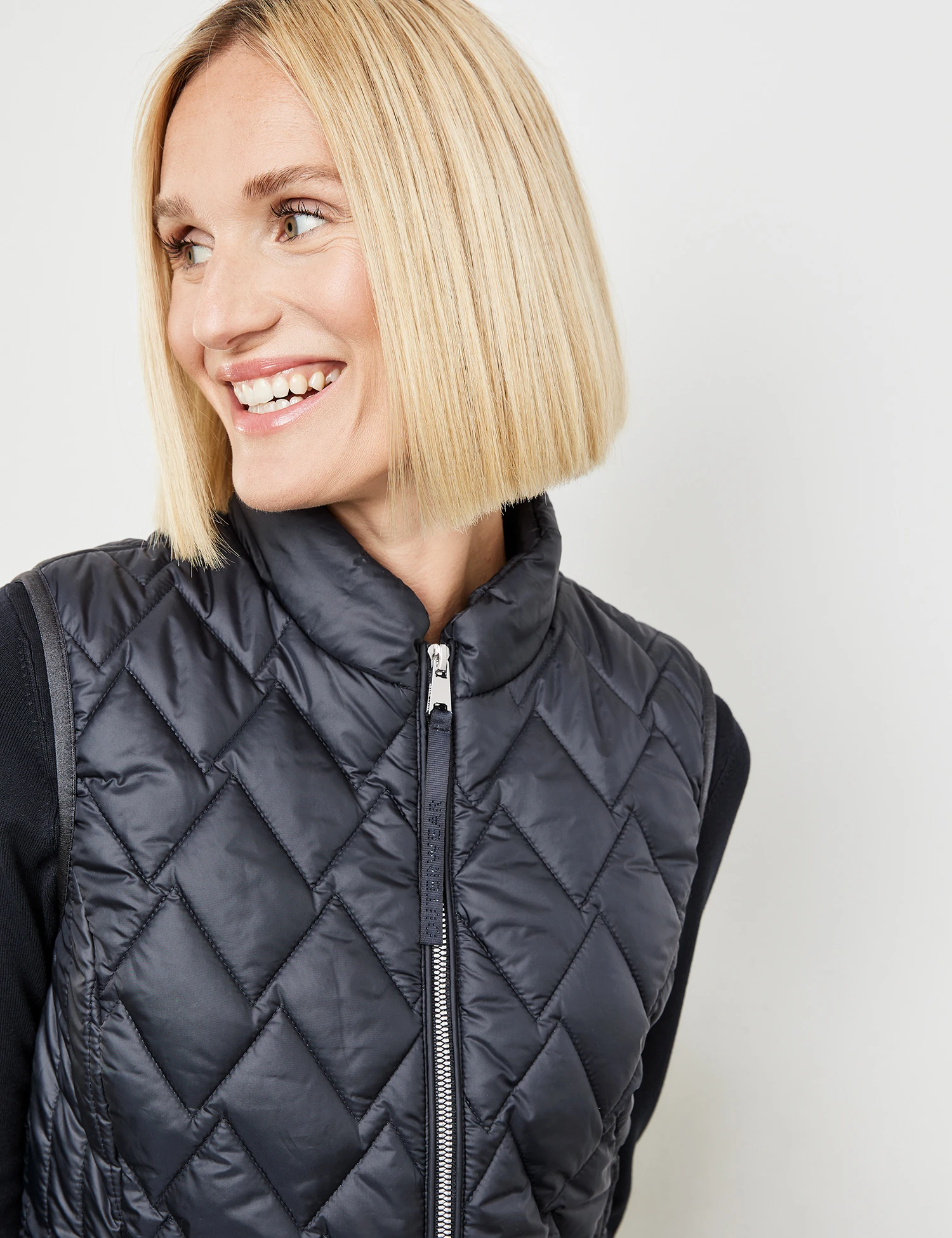 Gerry Weber Steppweste Mit Leichter Taillierung 6 Gerry Weber Steppweste Mit Leichter Taillierung – Bild 4