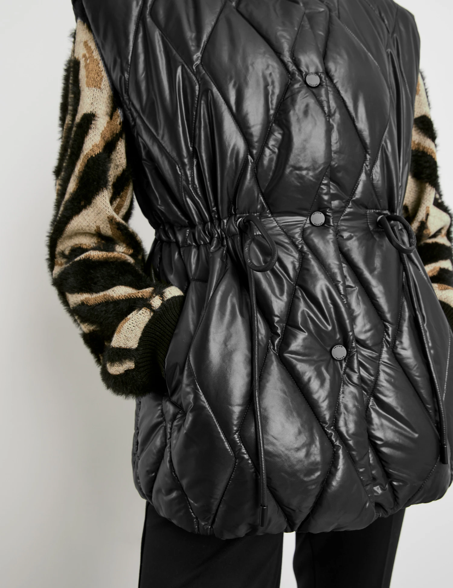 Taifun Steppweste Mit Taillen-Tunnelzug 6 Taifun Steppweste Mit Taillen-Tunnelzug – Bild 4