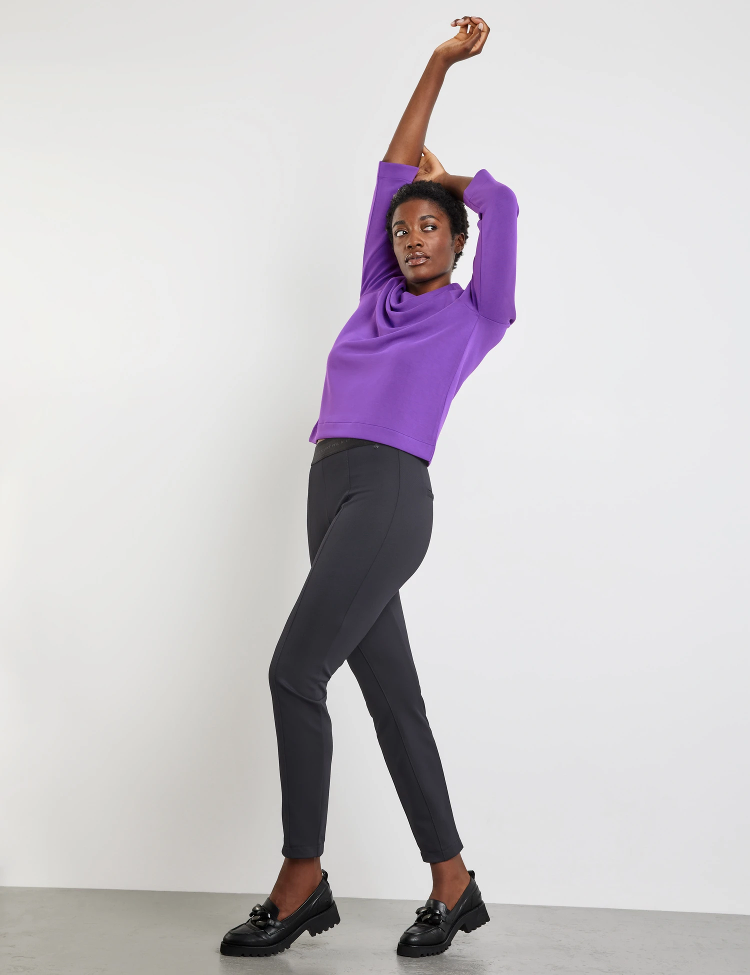 Gerry Weber Stretchhose Slim Fit Mit Gummibund 7 Gerry Weber Stretchhose Slim Fit Mit Gummibund – Bild 5