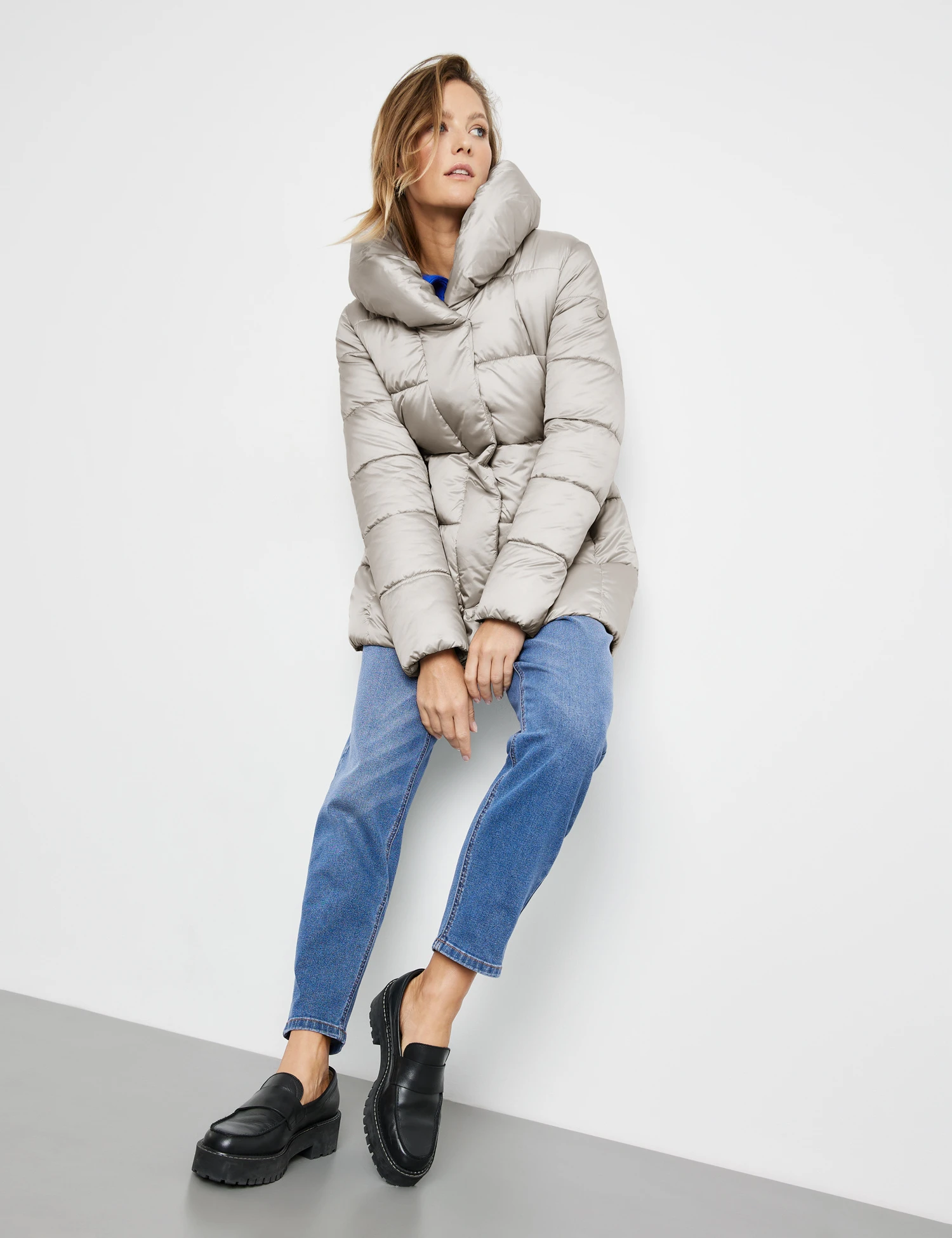 Taifun Taillierte Steppjacke Mit Volumenkragen 7 Taifun Taillierte Steppjacke Mit Volumenkragen – Bild 5